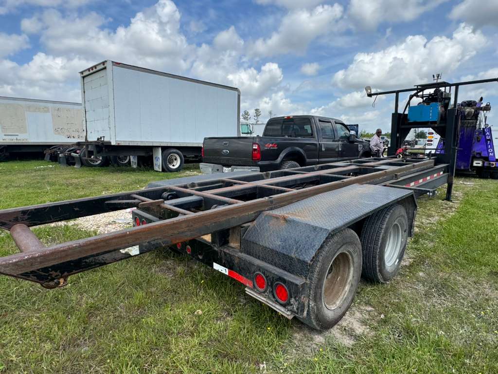 Texas Pride 8x20 Gooseneck Roll-Off Trailer, 2021 - 26,000 LB GVWR, Dual 12K Axles, Hydraulic Winch - Image 3