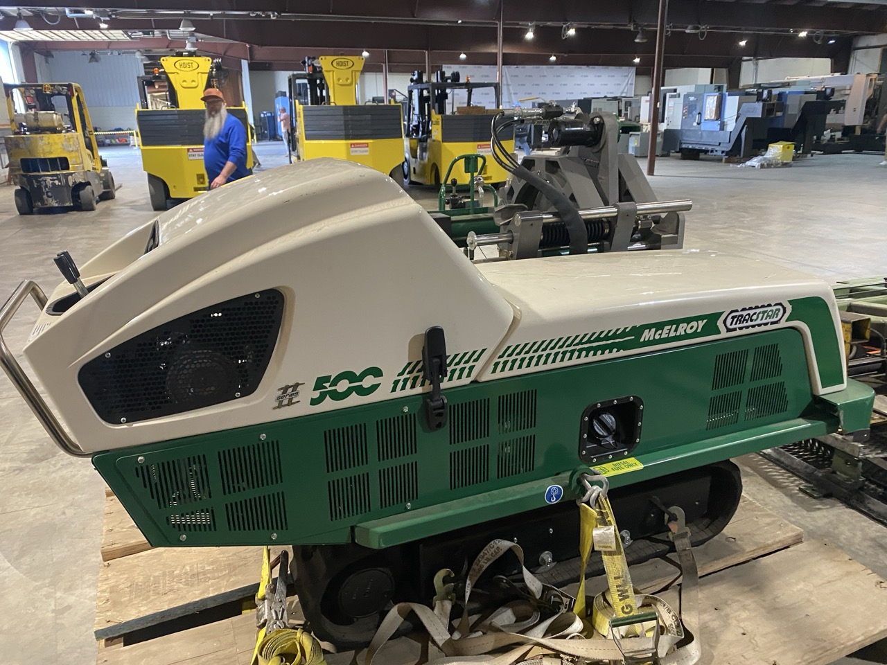 McElroy TracStar® 500 Series II Track Mounted Fusion Machine, 2000 - 18 Track, 2-Jaw
