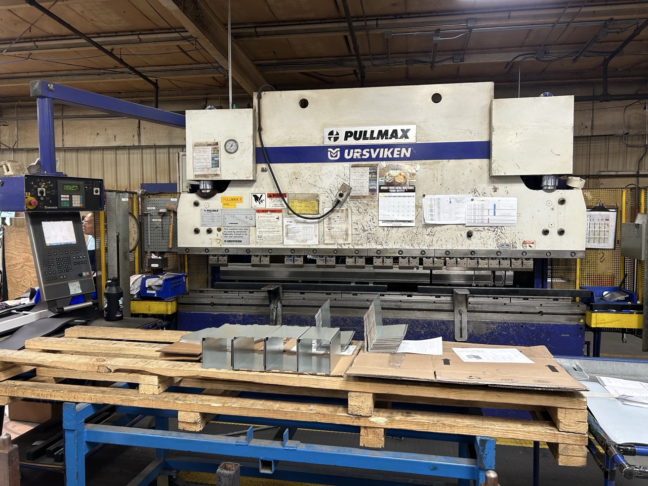 110 Ton x 10' Pullmax Ursviken Optima 100 3.1/2.55 CNC Press Brake, 1999 - In Good Running Condition, Misc Tooling Included