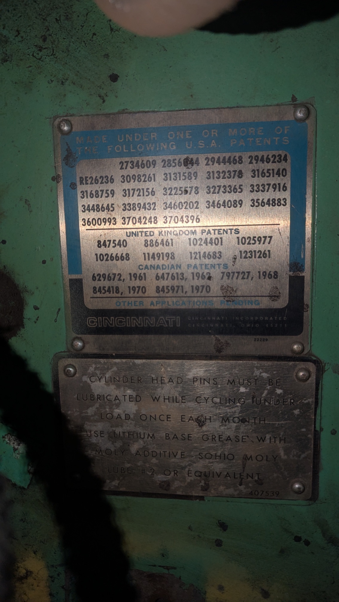 1000 Ton x 16' Cincinnati CNC Press Brake, 1974 - CNC 150 Autogauge Control, 34' Overall Length - Image 2