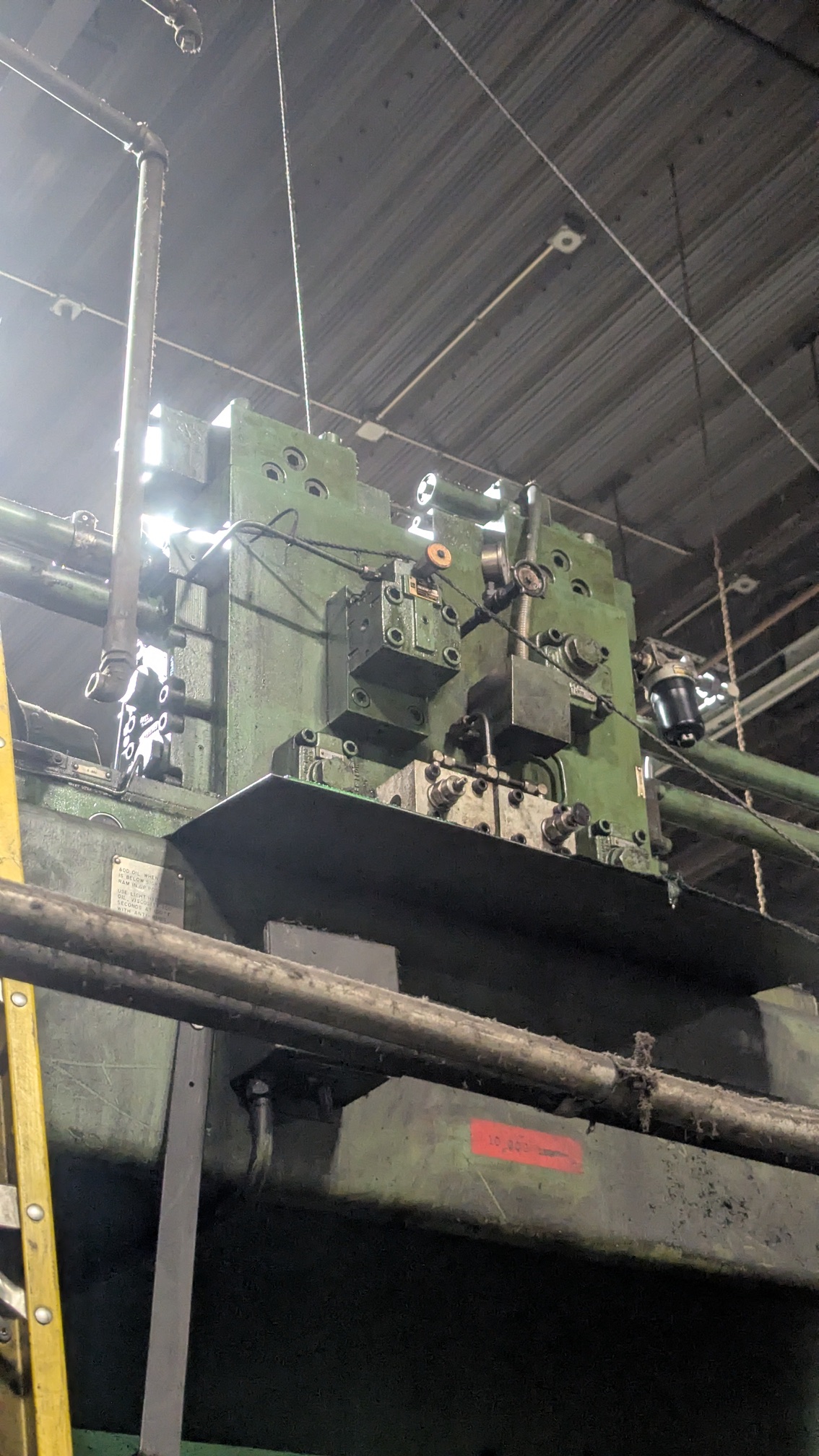 1000 Ton x 16' Cincinnati CNC Press Brake, 1974 - CNC 150 Autogauge Control, 34' Overall Length - Image 8