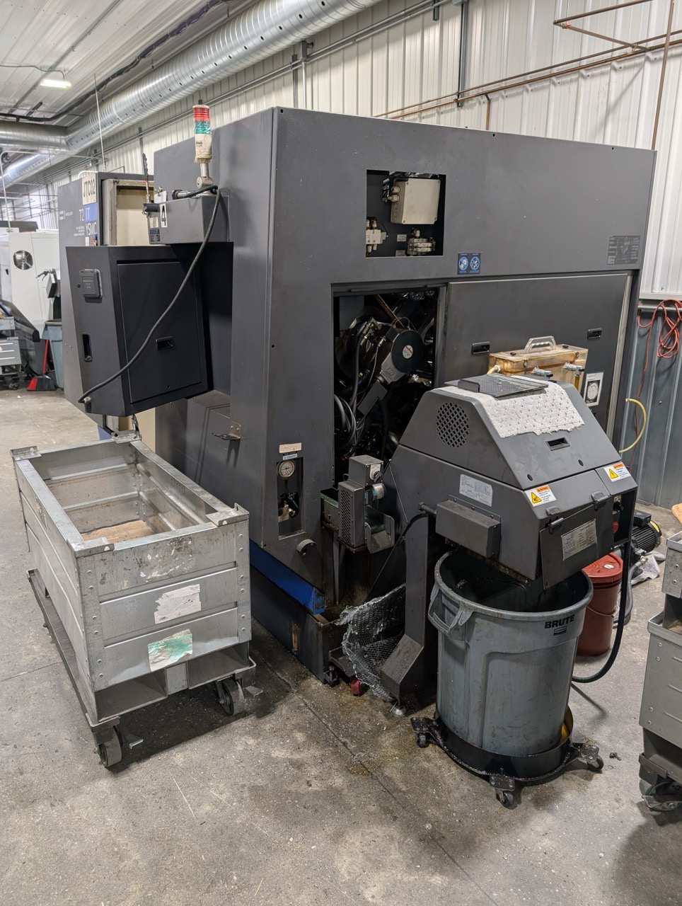 Hwacheon T2-1T YSMC Multi-Axis CNC Lathe, 2012 - Fanuc 0i-TD Control, High Pressure Pump, Chip Conveyor, Sub Spindle - Image 5