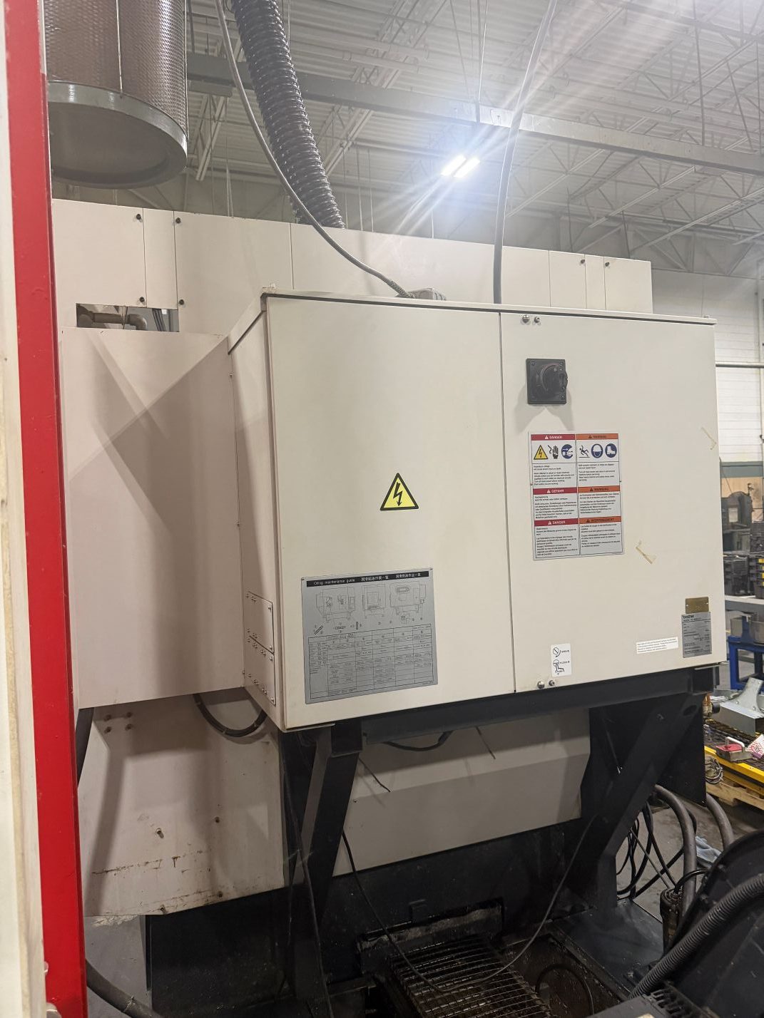 Brother TC-32BN/QT CNC Tapping Center, 2013 - Pallet Changer - Image 7