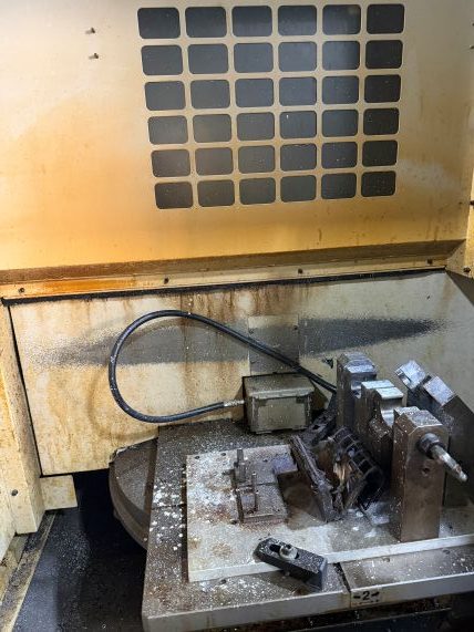 Brother TC-32BN/QT CNC Tapping Center, 2013 - Pallet Changer - Image 9