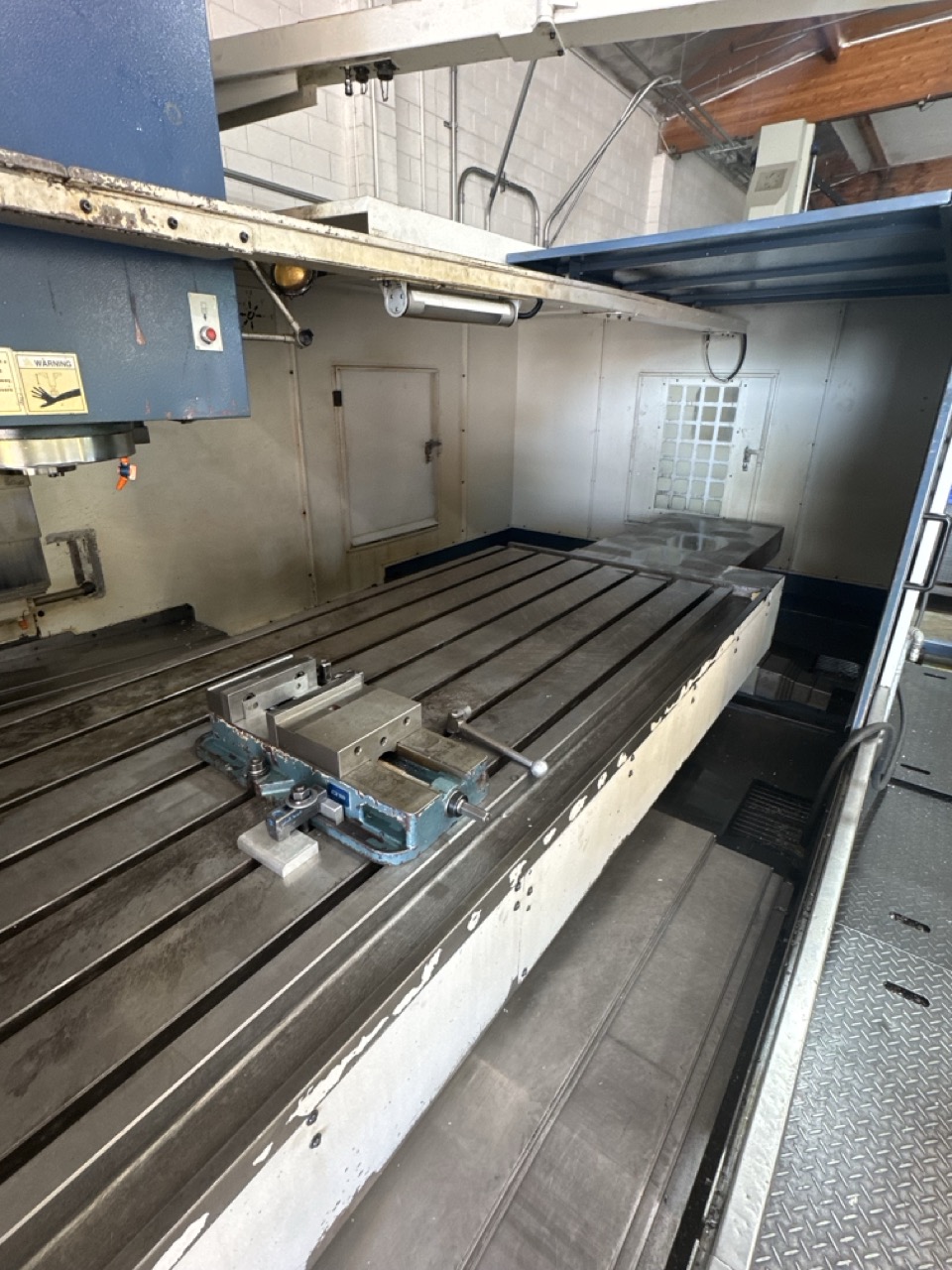 Takumi V32 VMC, 2007 - 4th Axis, CAT50, Box Way, TSC, Chip Conveyor - Image 5