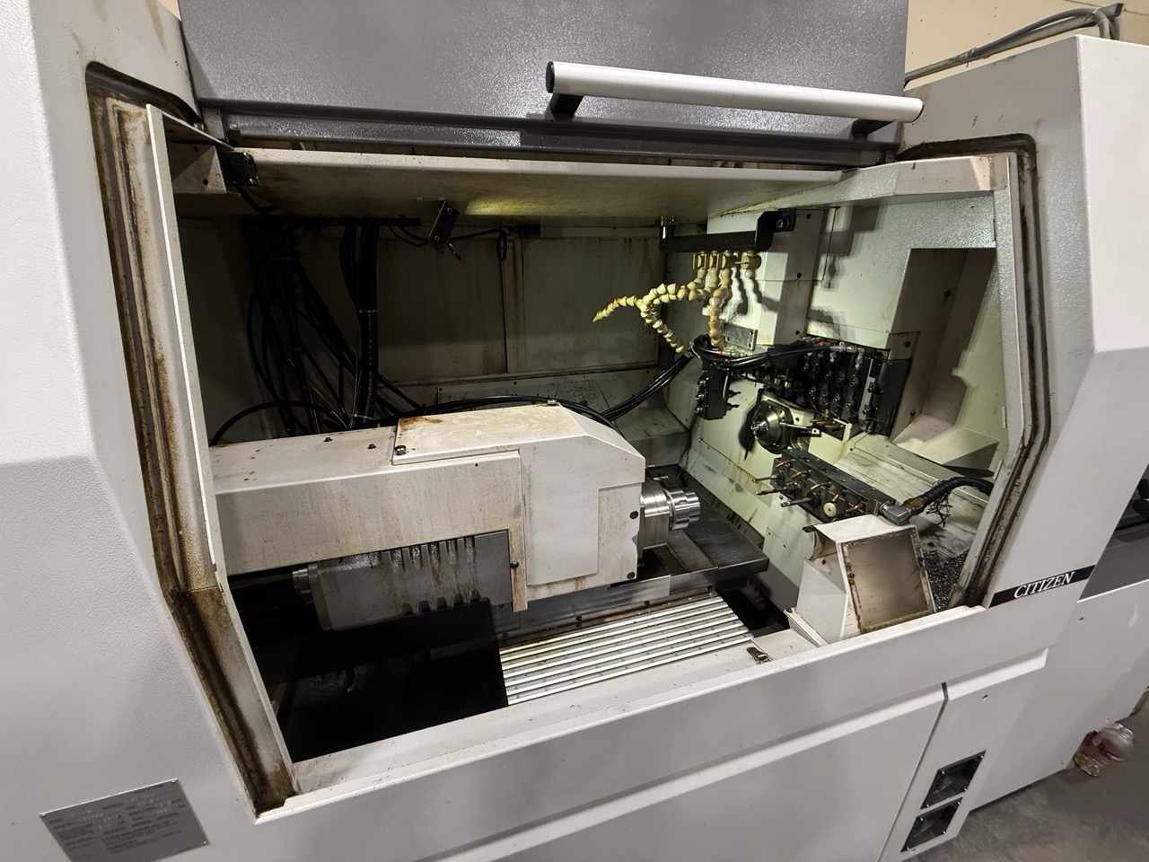 Citizen L32-1M8 Swiss Lathe, 2015 - Bar Loader, Mist Collector - Image 12