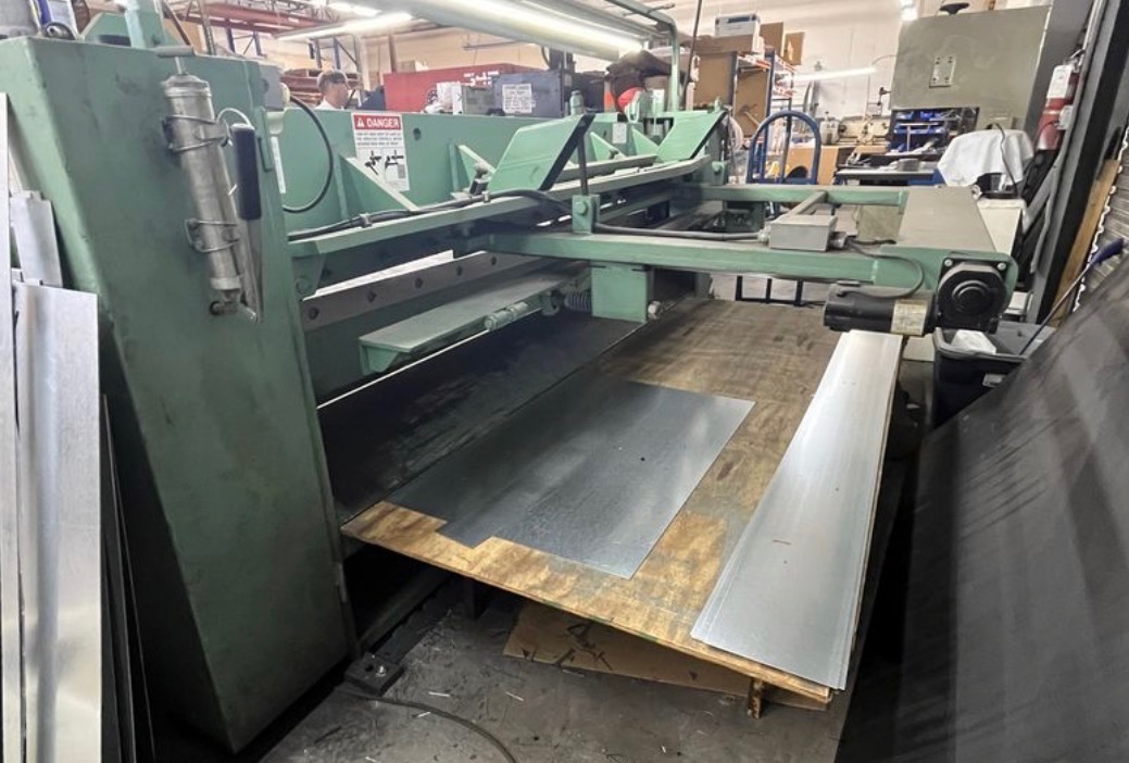 8' X 10Ga Betenbender 8-10GA Shear, 2004 - Powered BG - Image 3