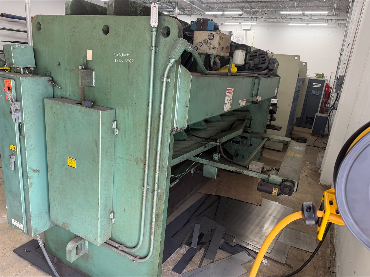 10’ X 3/8” Betenbender Hydraulic Shear, 1999 - Backgauge - Image 4