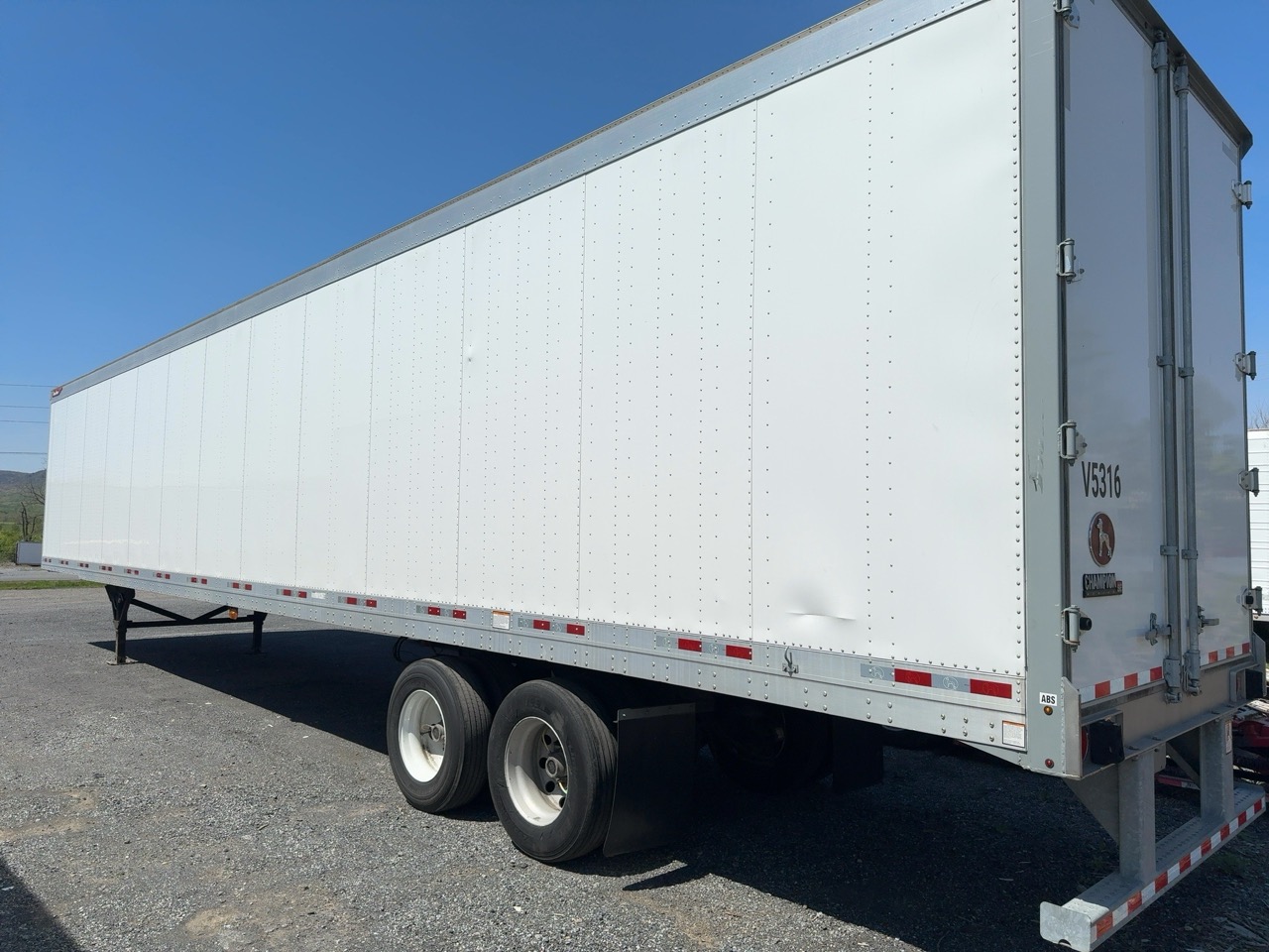 Great Dane CS1 Champion 53' x 102" Composite Dry Van Trailer, 2022 – Air Ride, Swing Doors, Wood Floor, Tandem Axle - Image 6